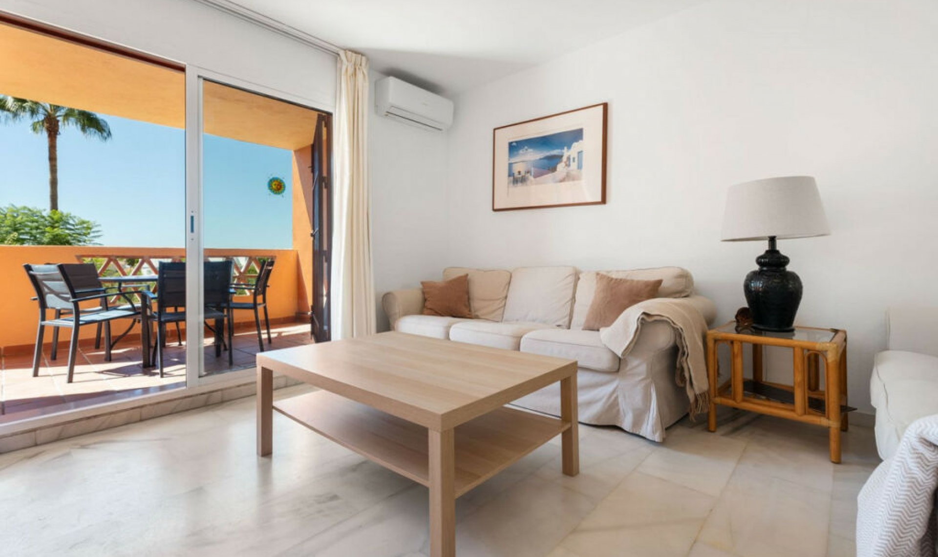 Resale - Apartment -
Marbella