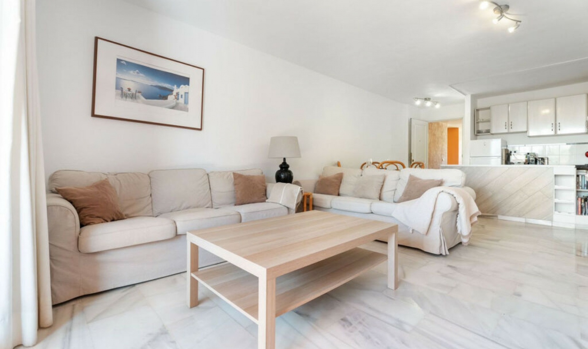 Resale - Apartment -
Marbella