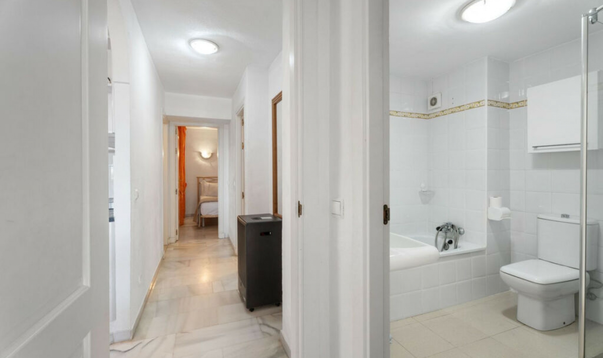 Resale - Apartment -
Marbella