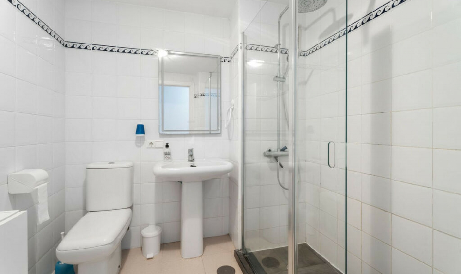 Resale - Apartment -
Marbella