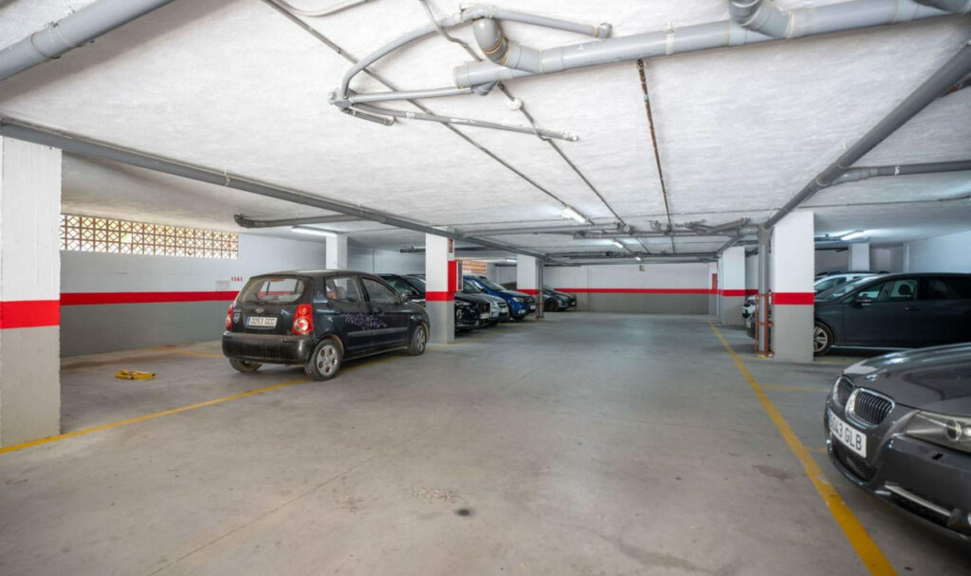 Resale - Apartment -
Marbella