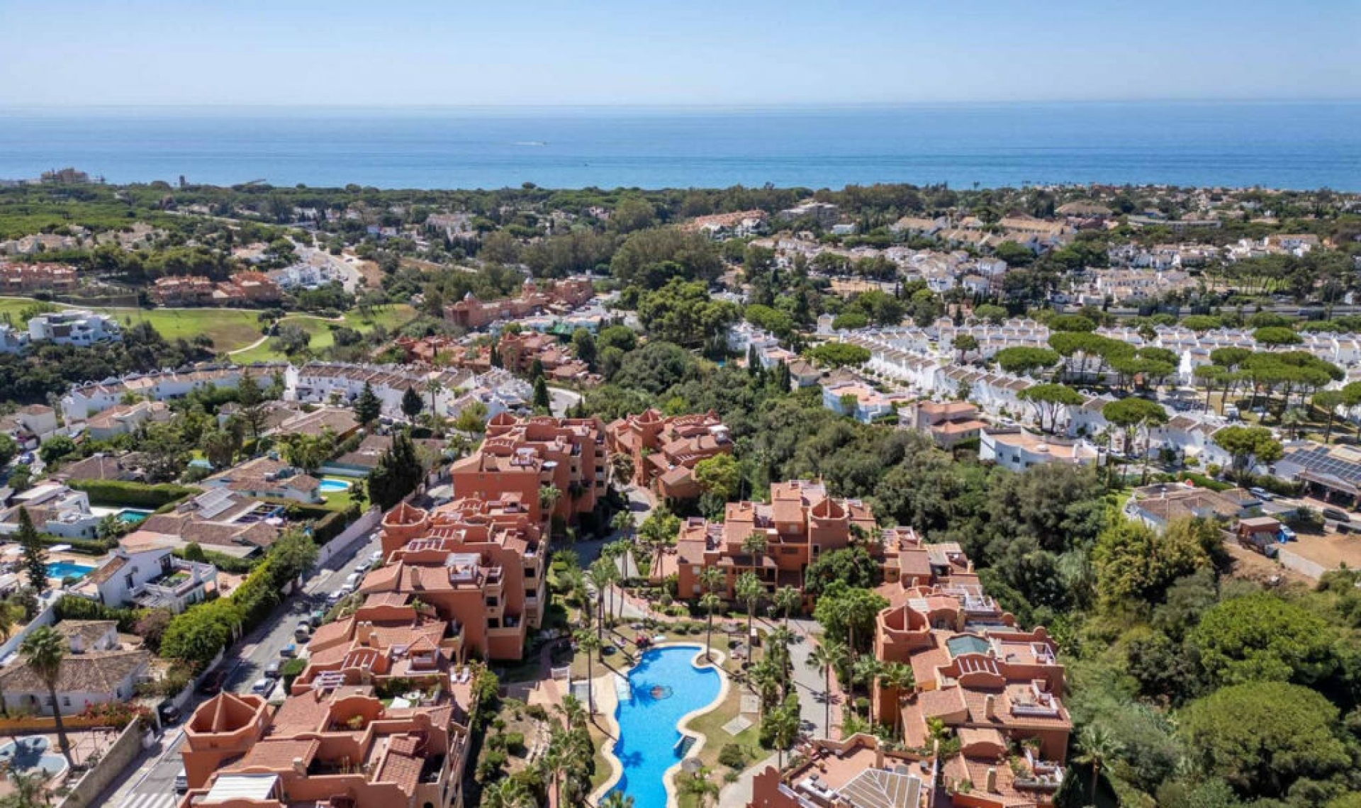Resale - Apartment -
Marbella