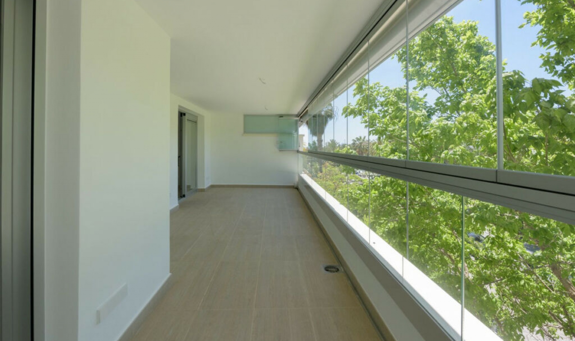 Resale - Apartment -
Marbella