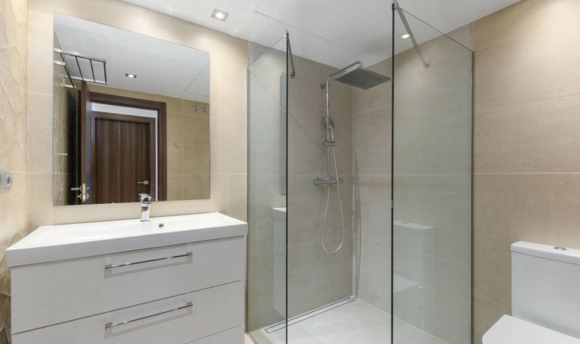 Resale - Apartment -
Marbella