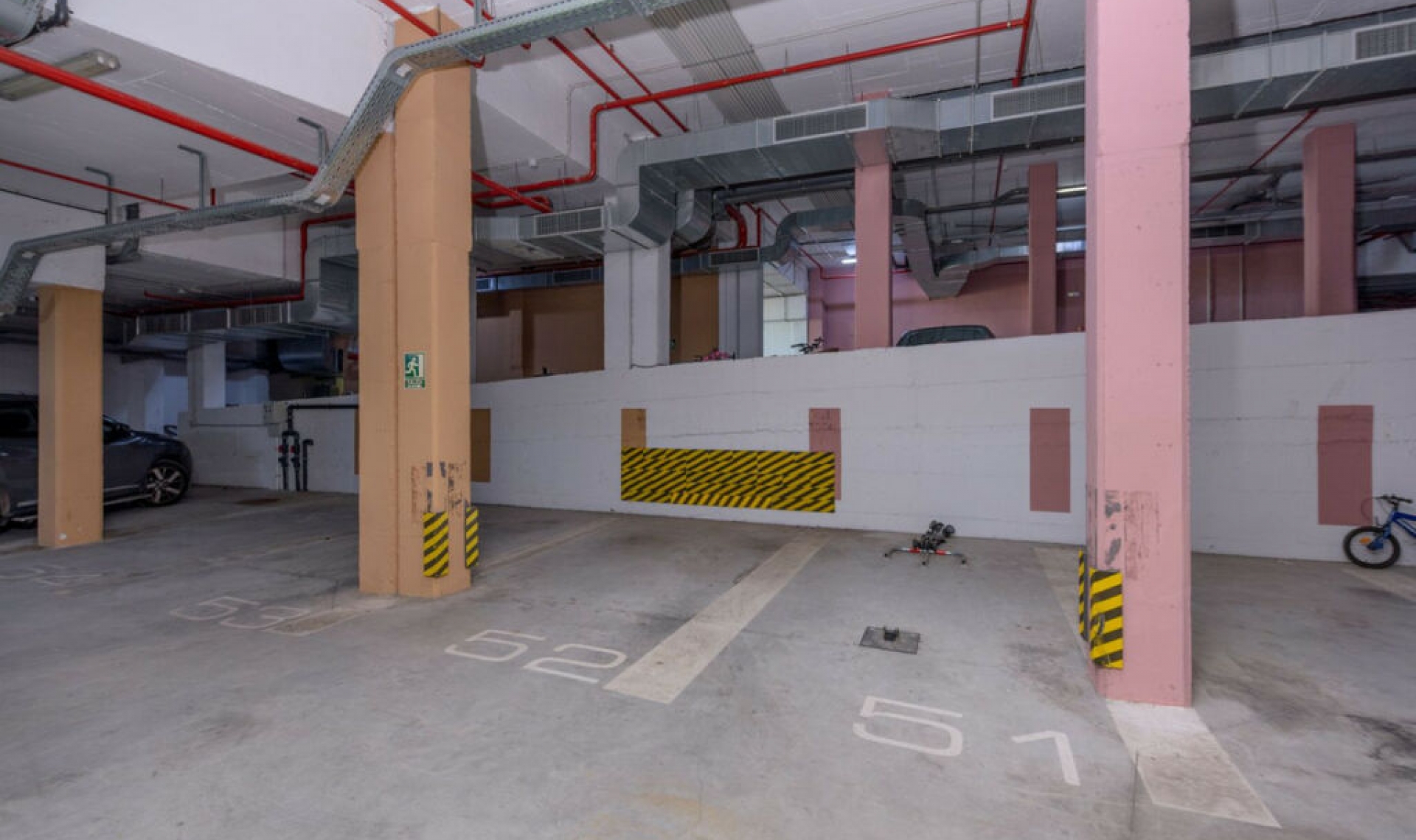 Resale - Apartment -
Marbella