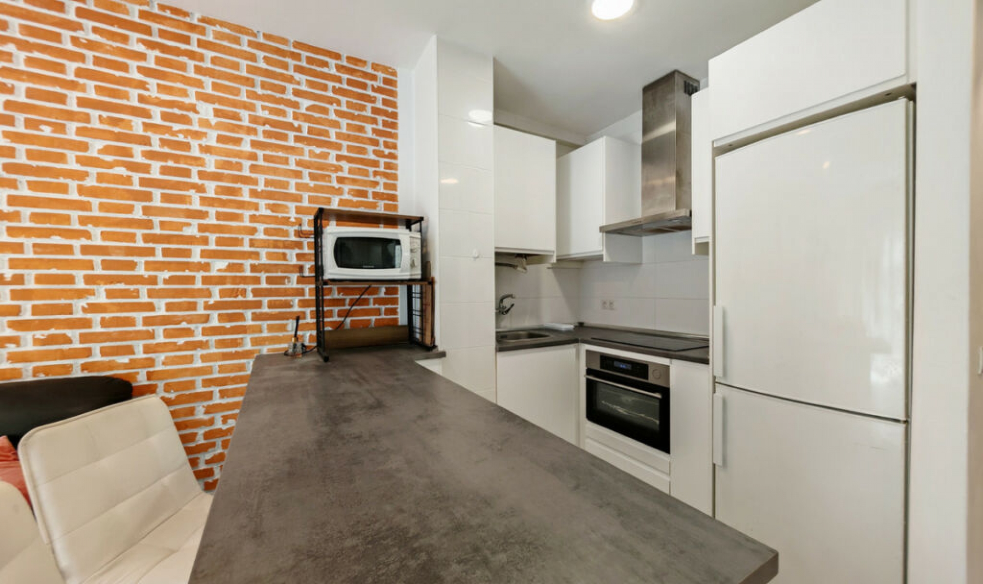 Resale - Apartment -
Marbella