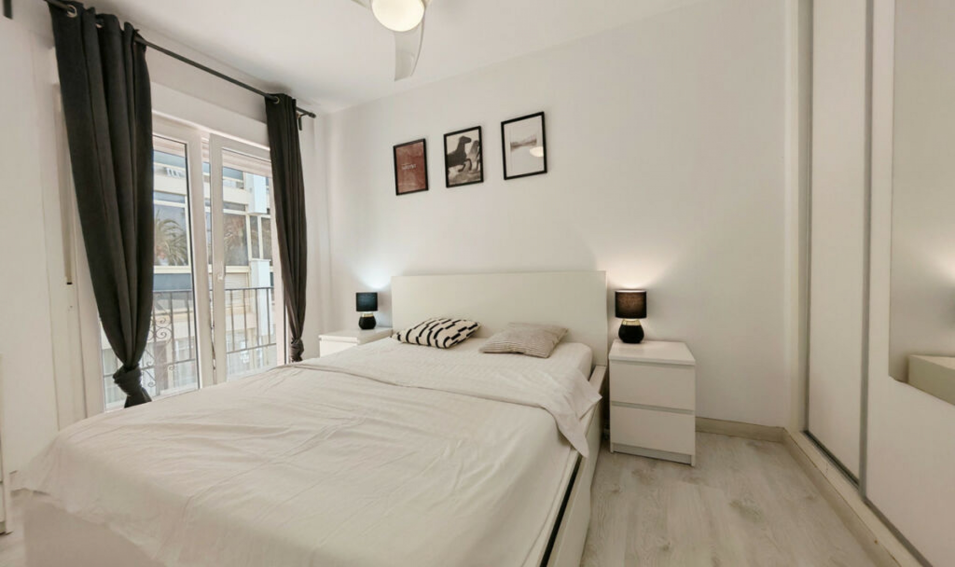 Resale - Apartment -
Marbella