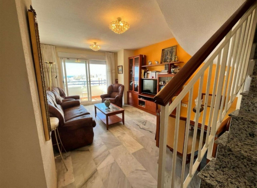 Resale - Apartment -
Marbella