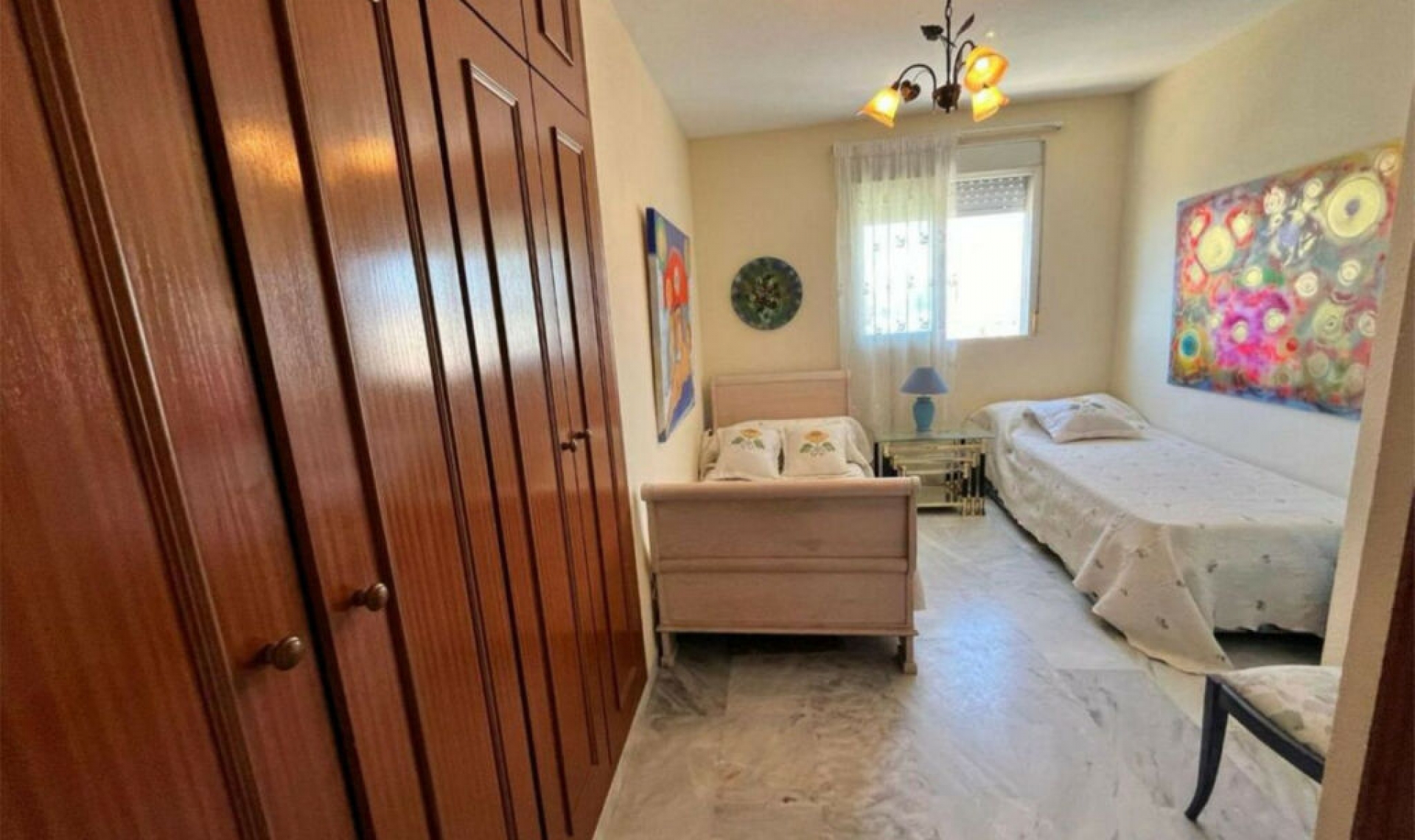 Resale - Apartment -
Marbella
