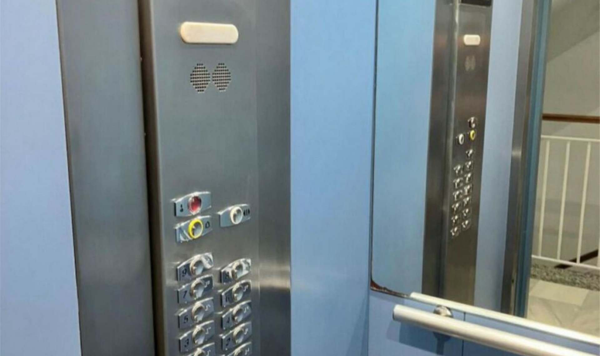 Resale - Apartment -
Marbella