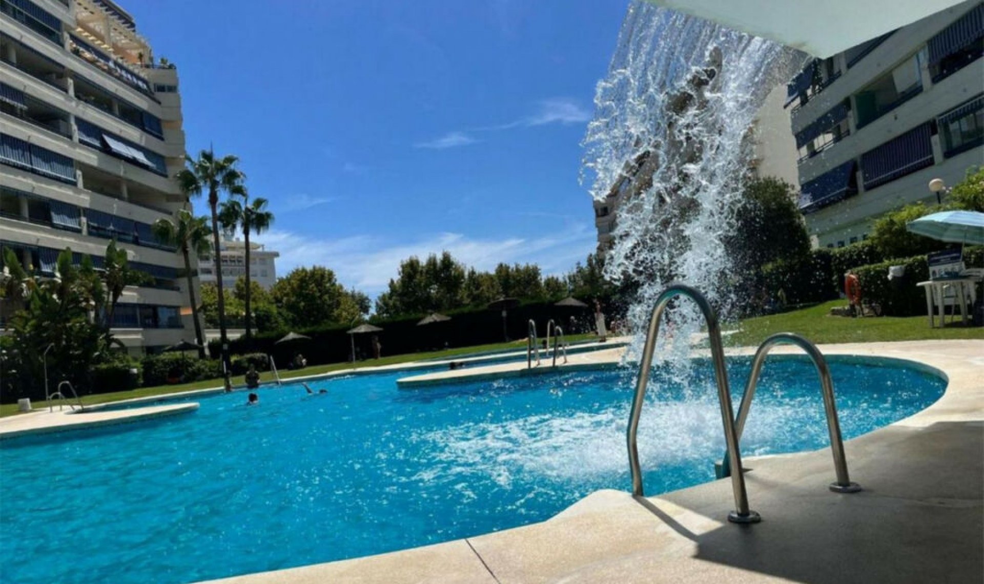 Resale - Apartment -
Marbella