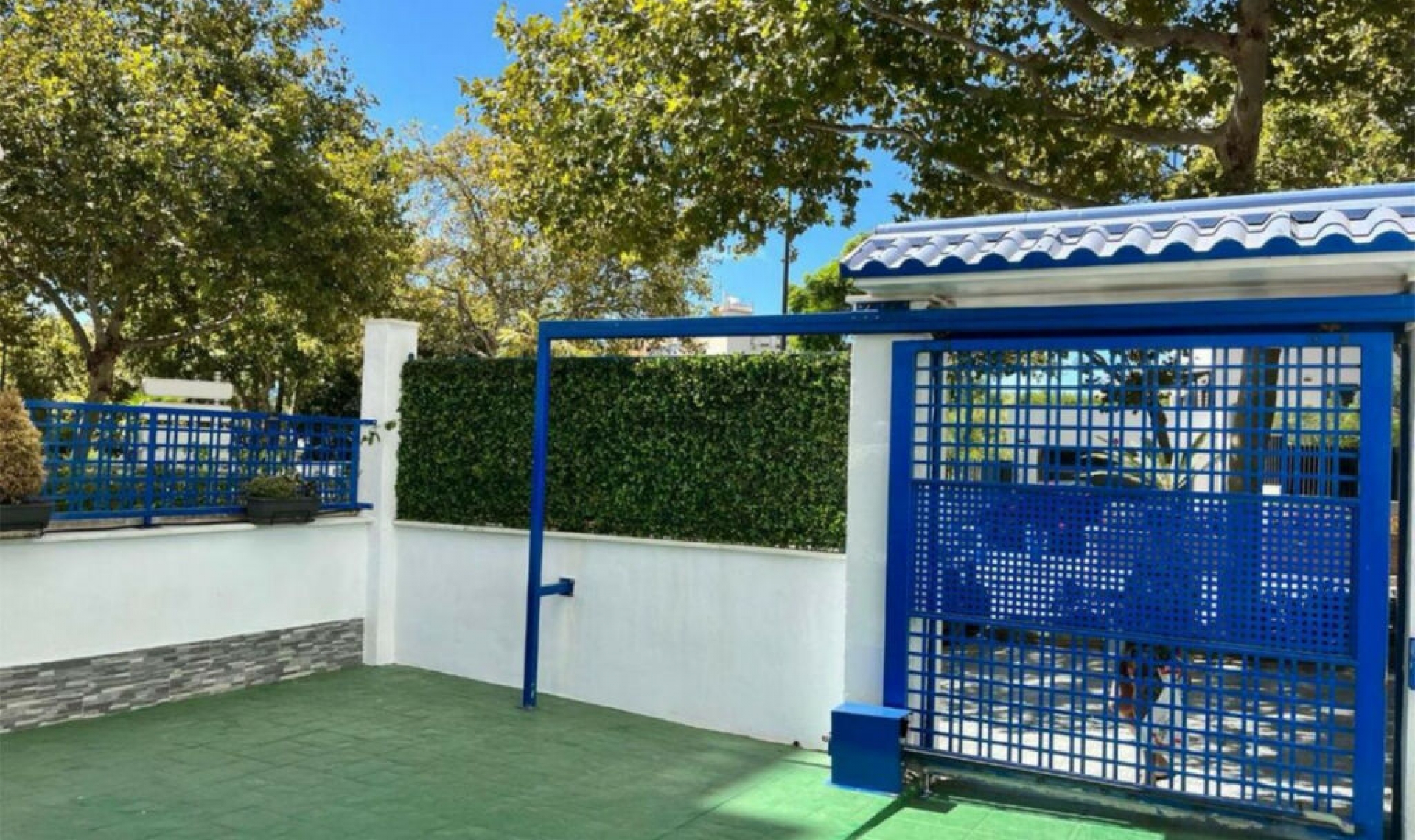 Resale - Apartment -
Marbella