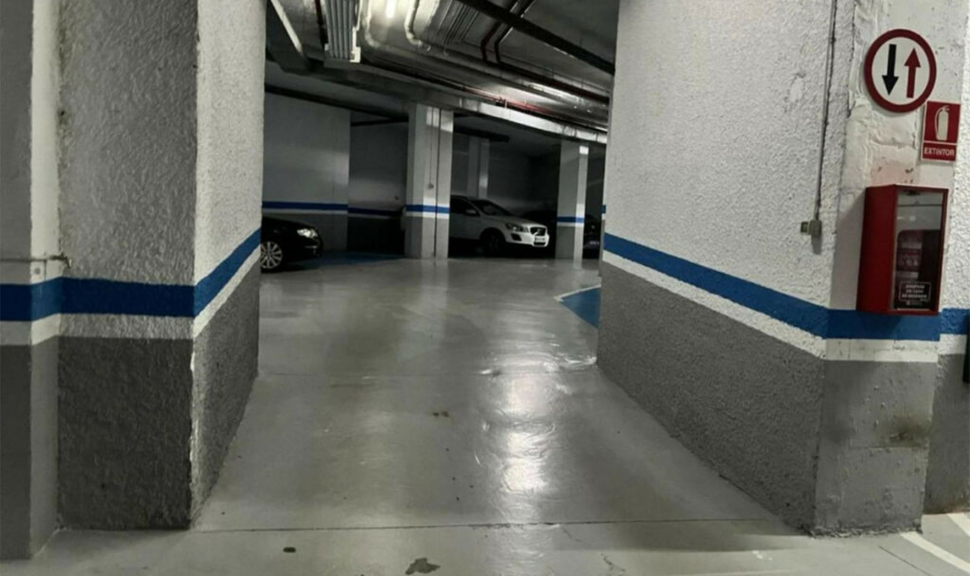 Resale - Apartment -
Marbella