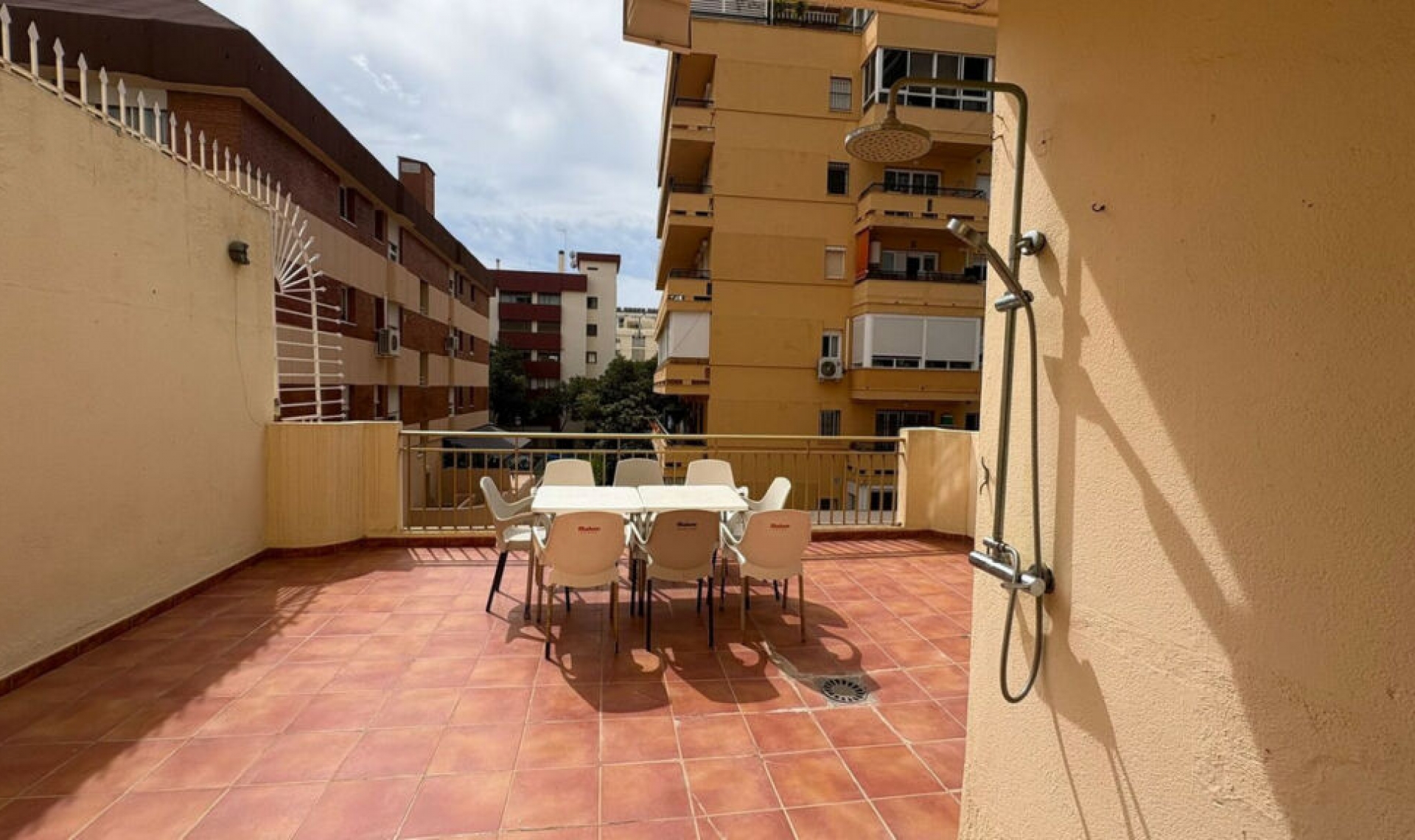 Resale - Apartment -
Marbella