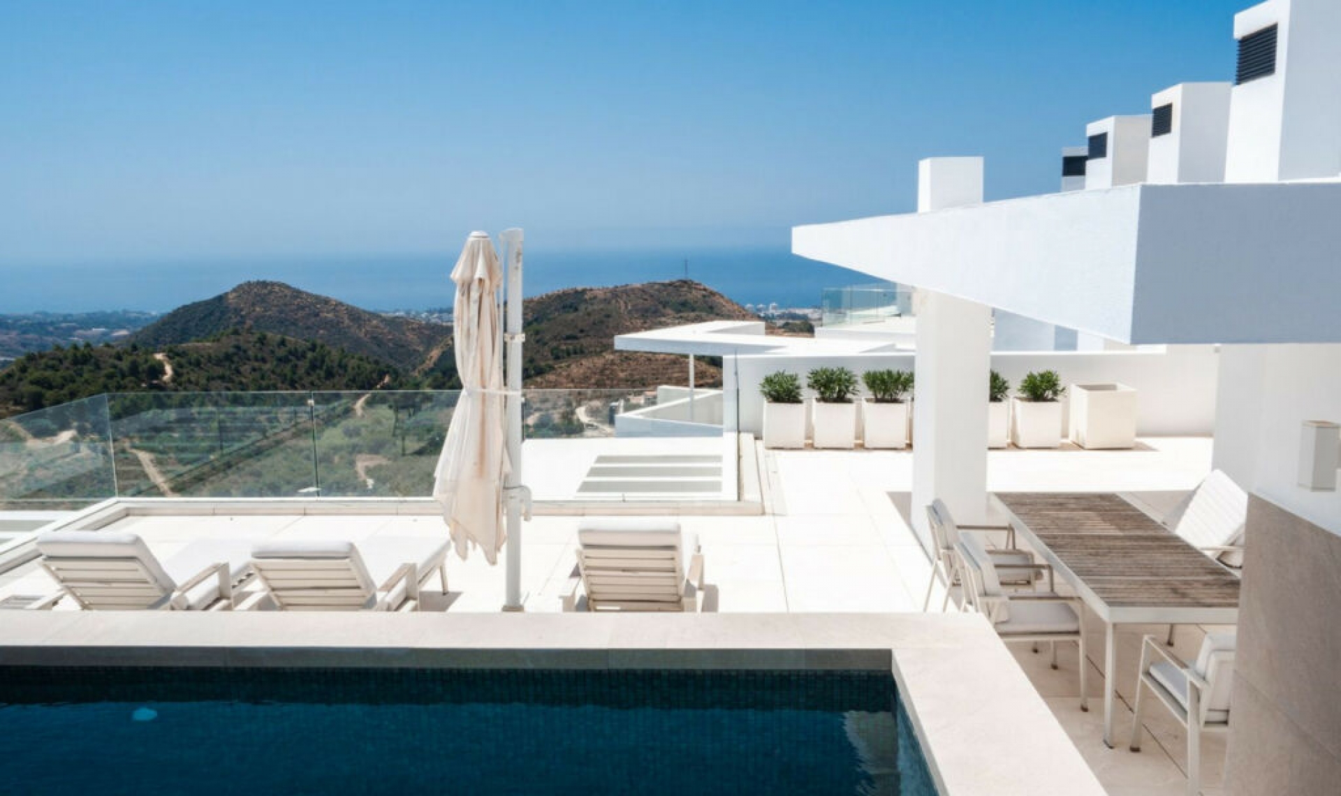 Resale - Apartment -
Marbella