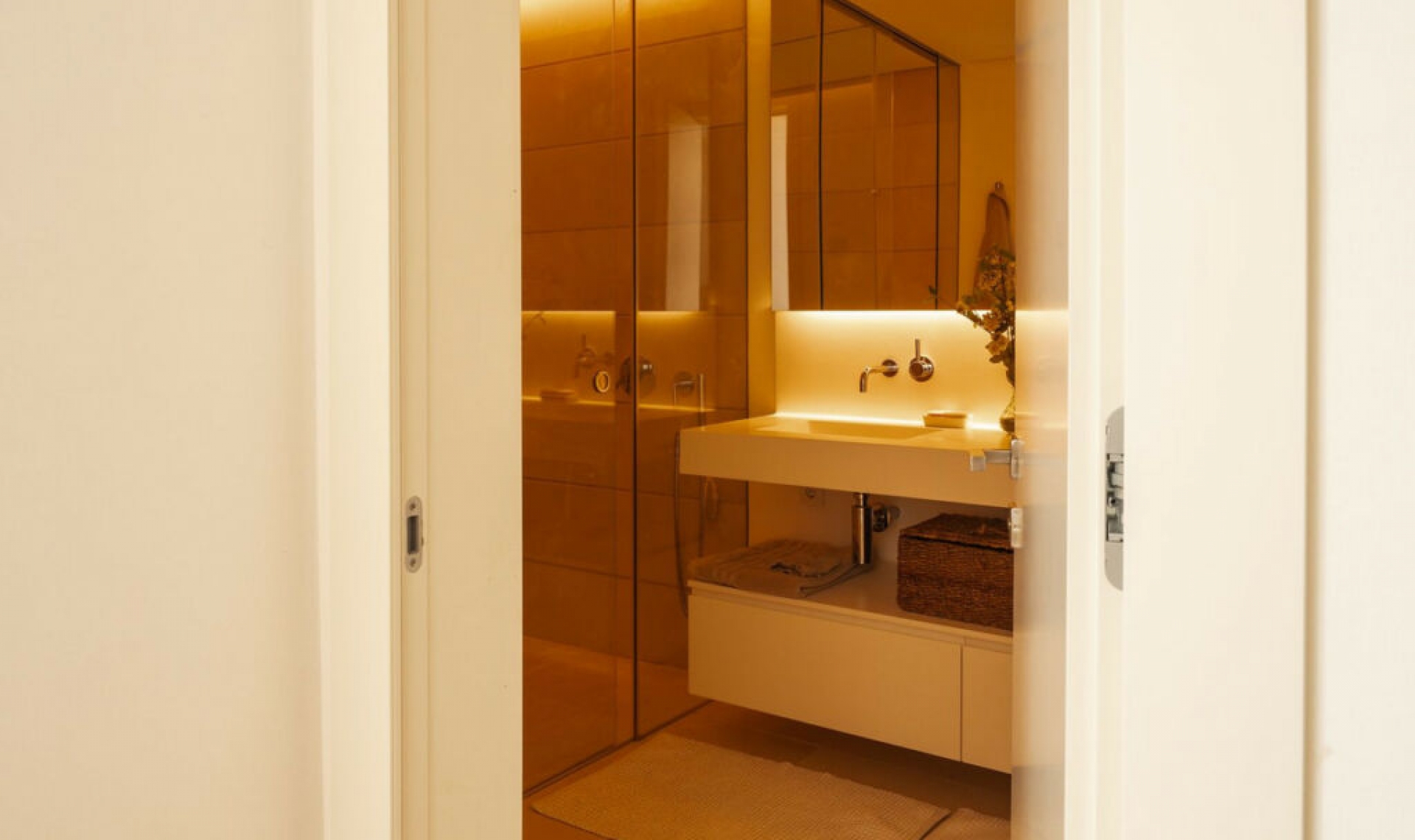 Resale - Apartment -
Marbella