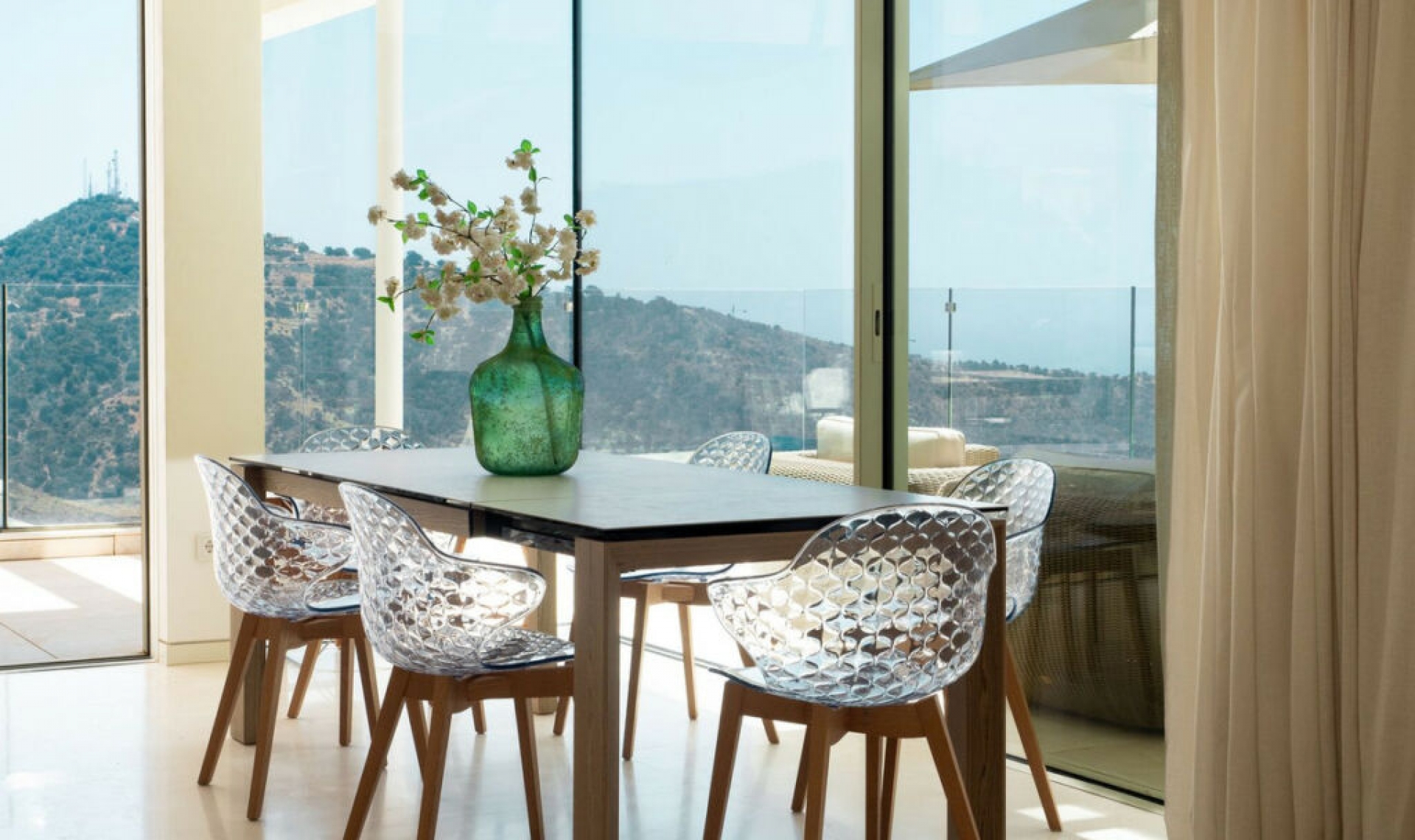 Resale - Apartment -
Marbella