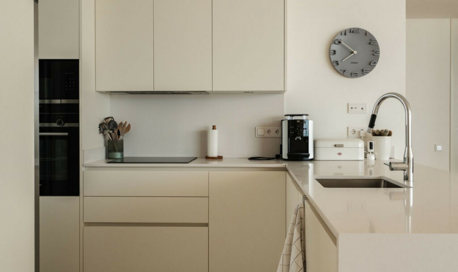 Resale - Apartment -
Marbella