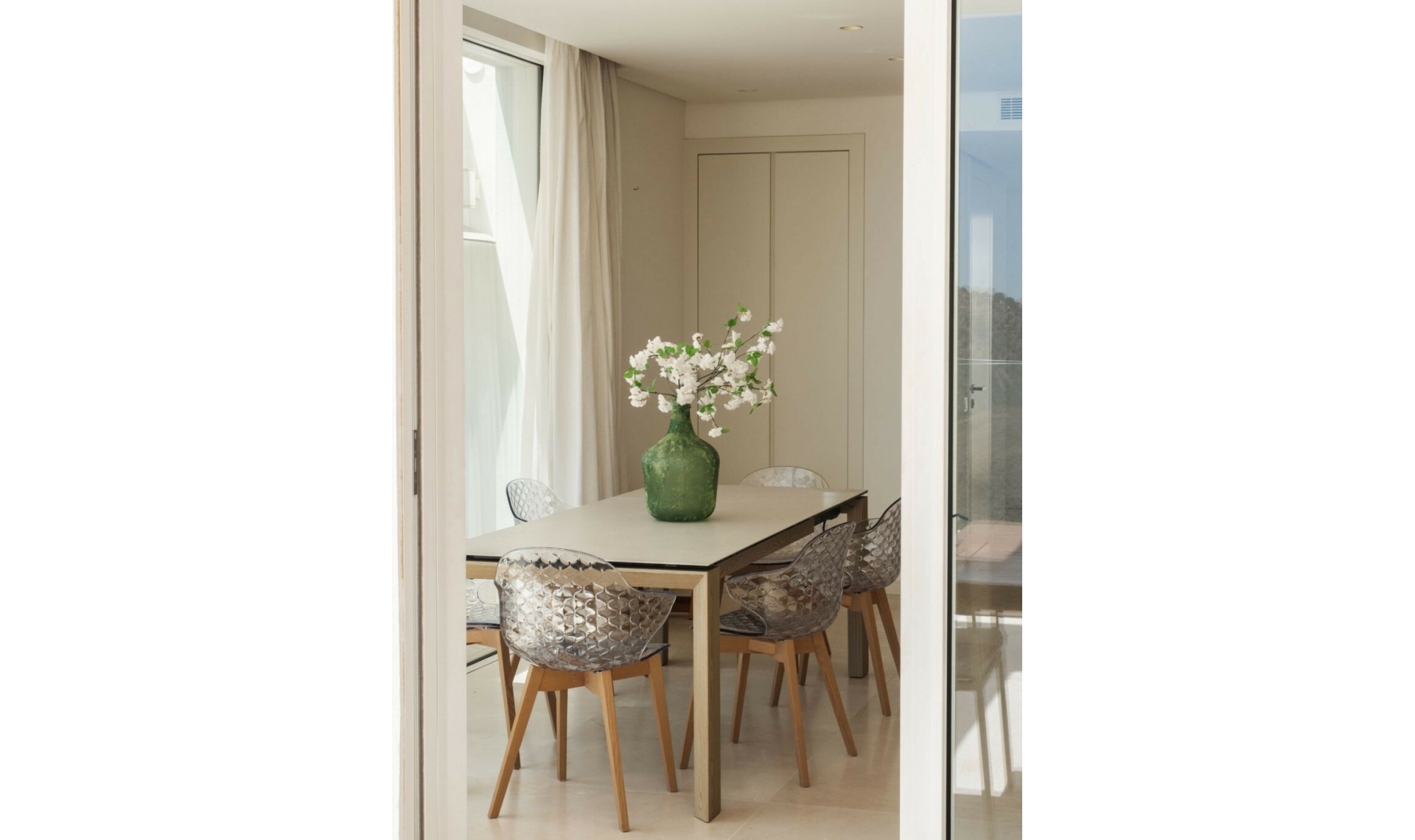 Resale - Apartment -
Marbella