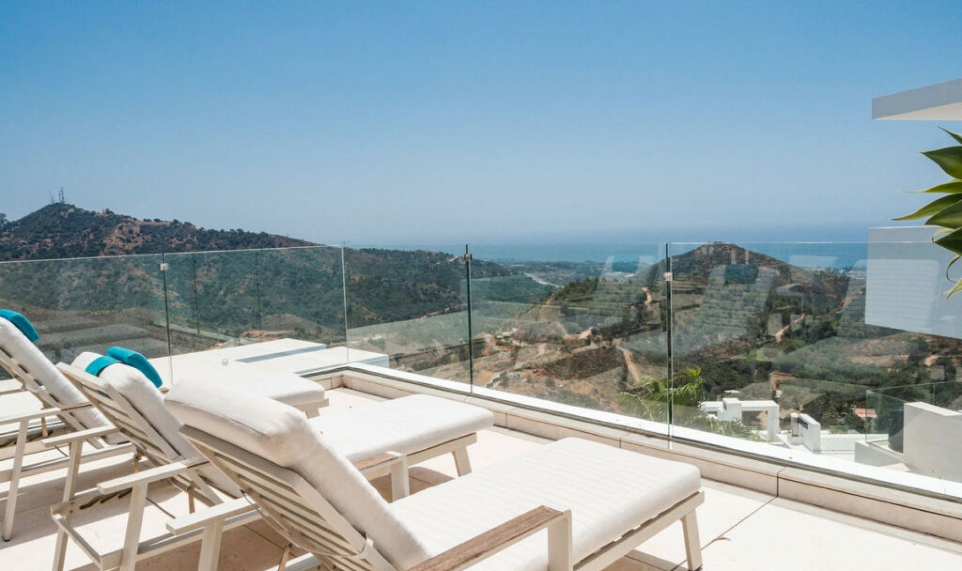 Resale - Apartment -
Marbella