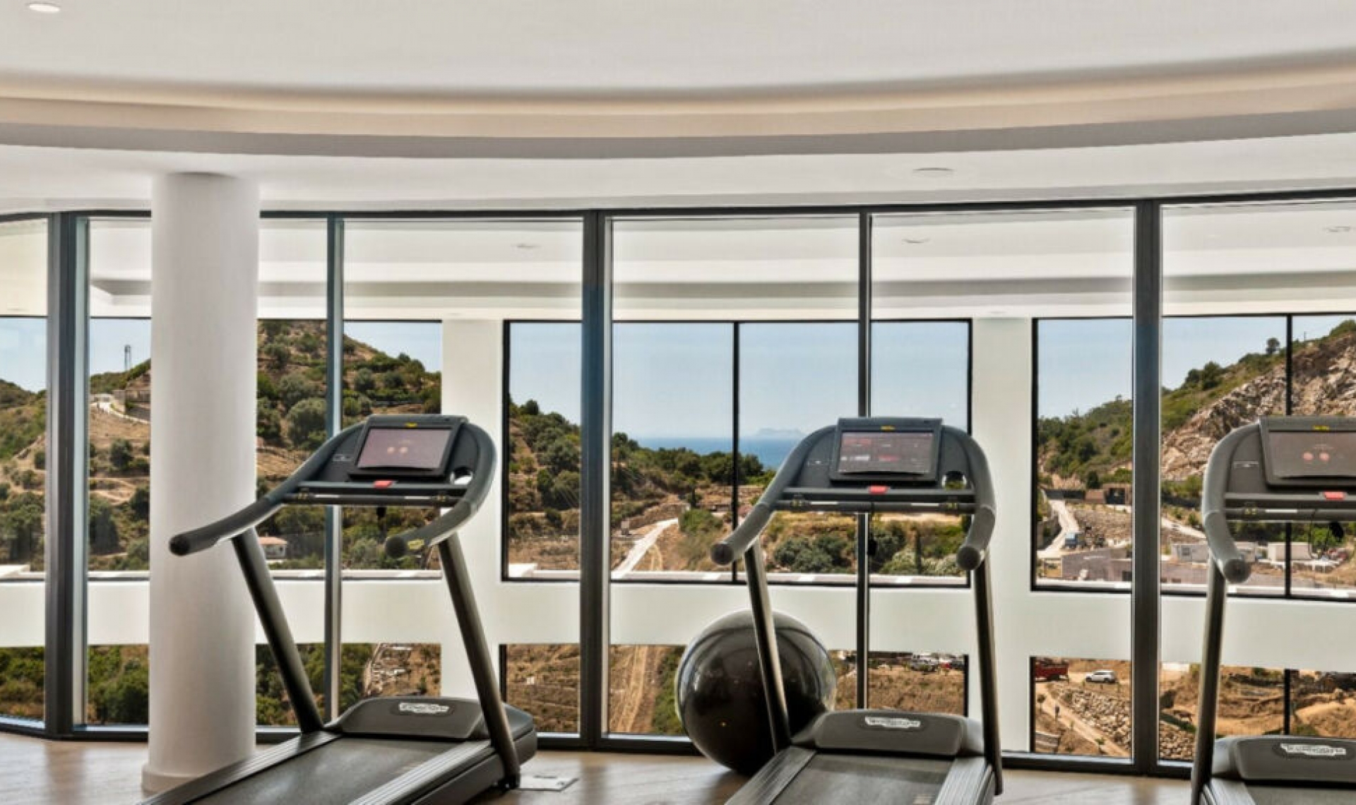 Resale - Apartment -
Marbella