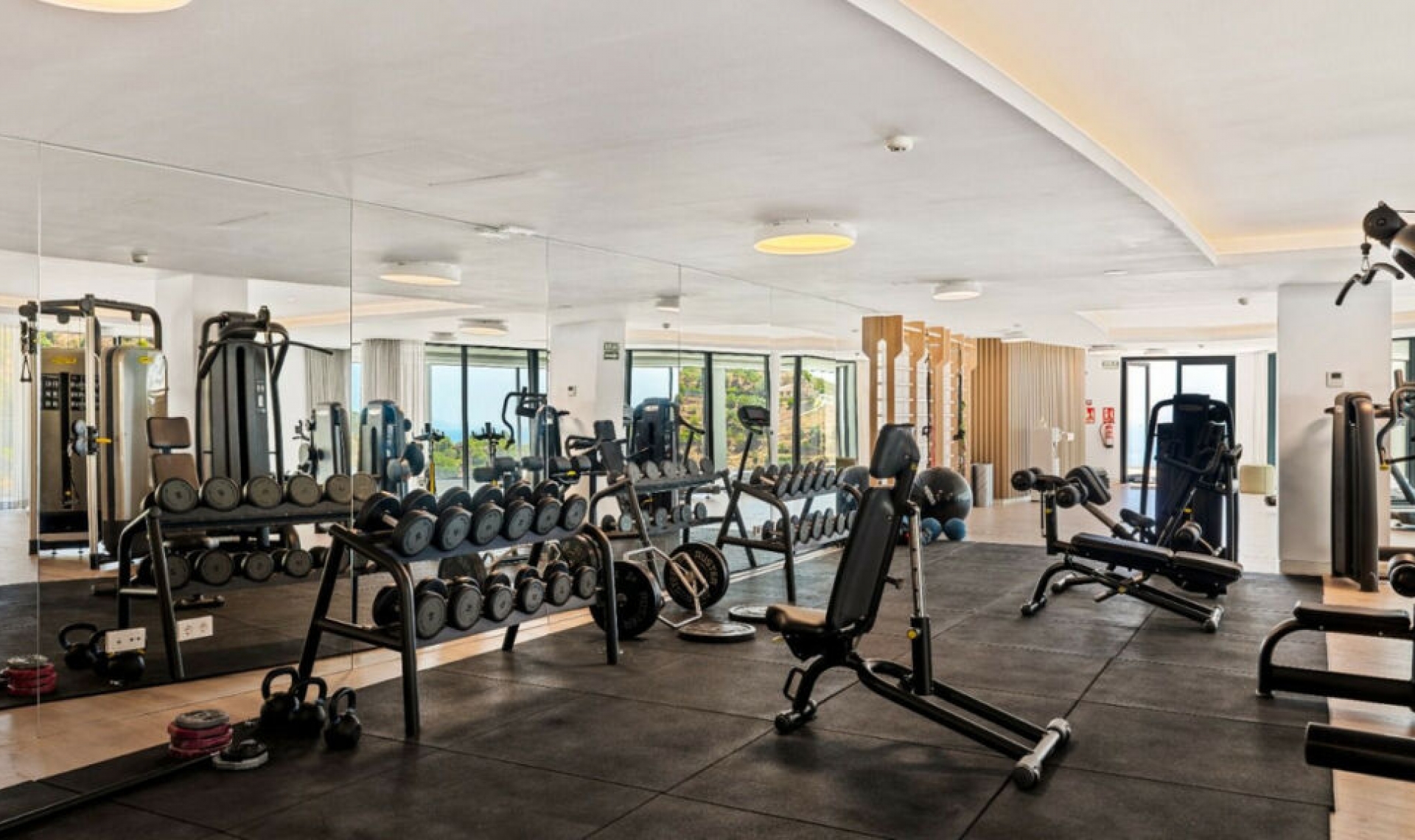 Resale - Apartment -
Marbella