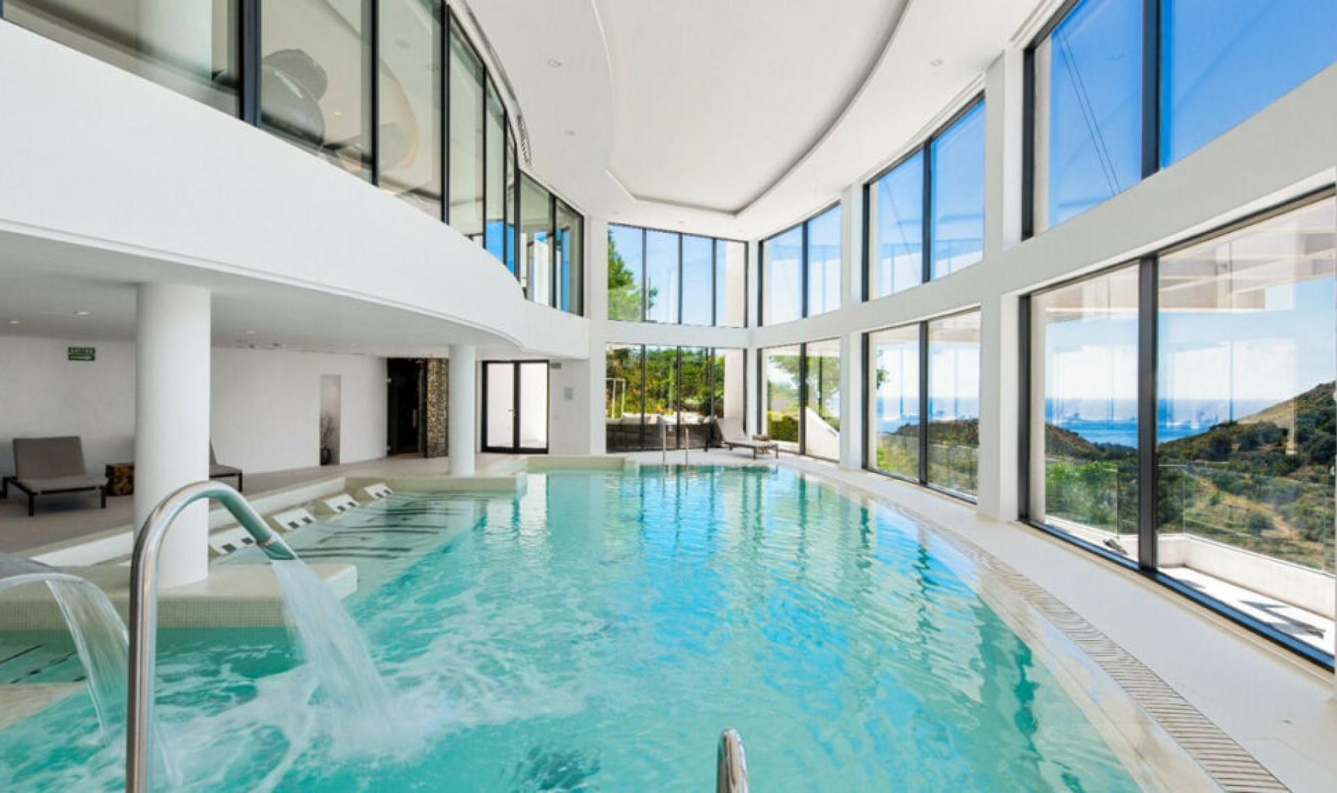 Resale - Apartment -
Marbella