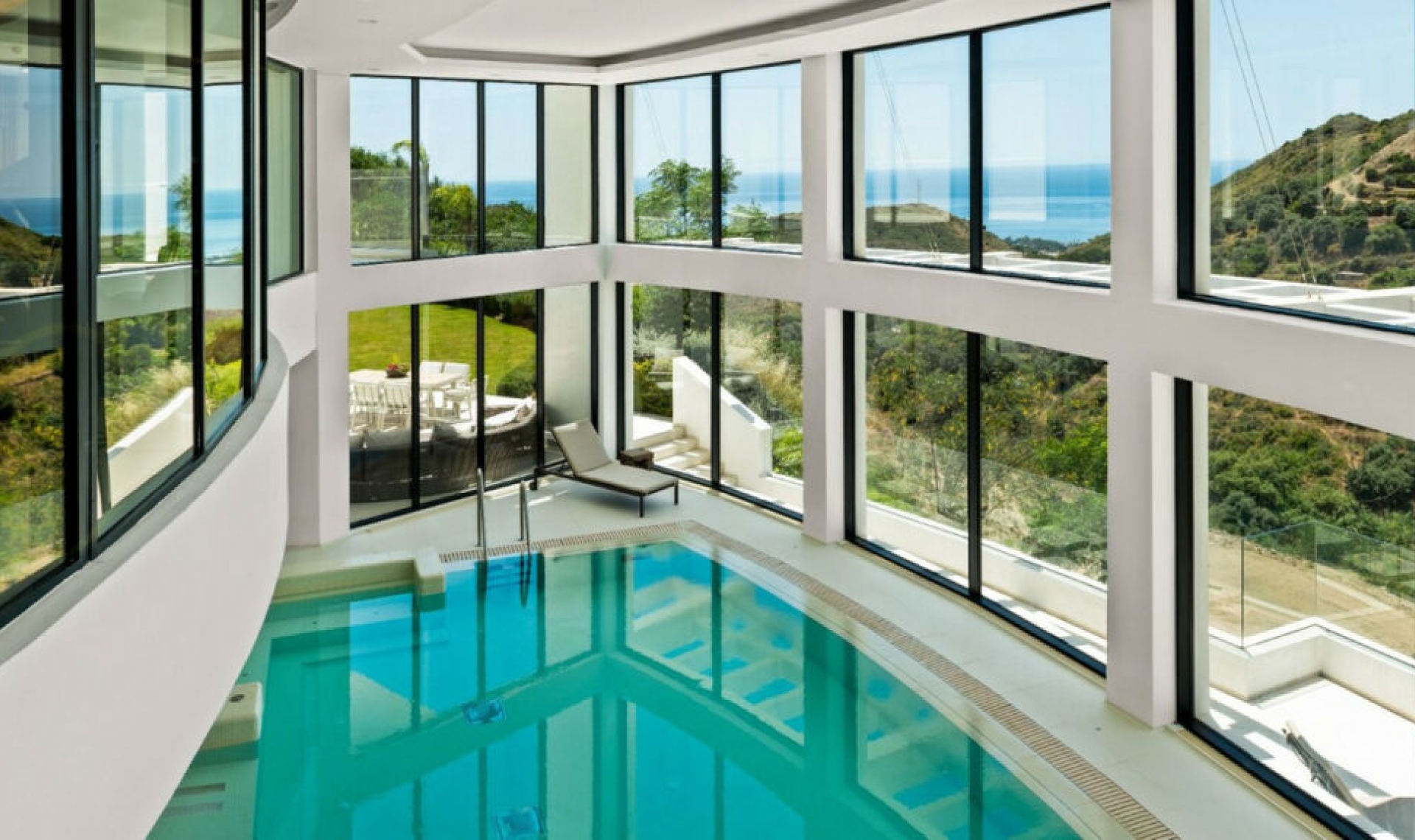 Resale - Apartment -
Marbella