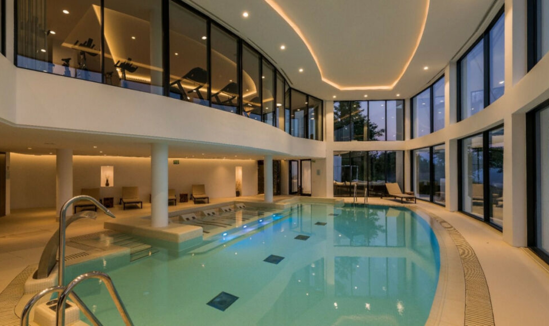 Resale - Apartment -
Marbella