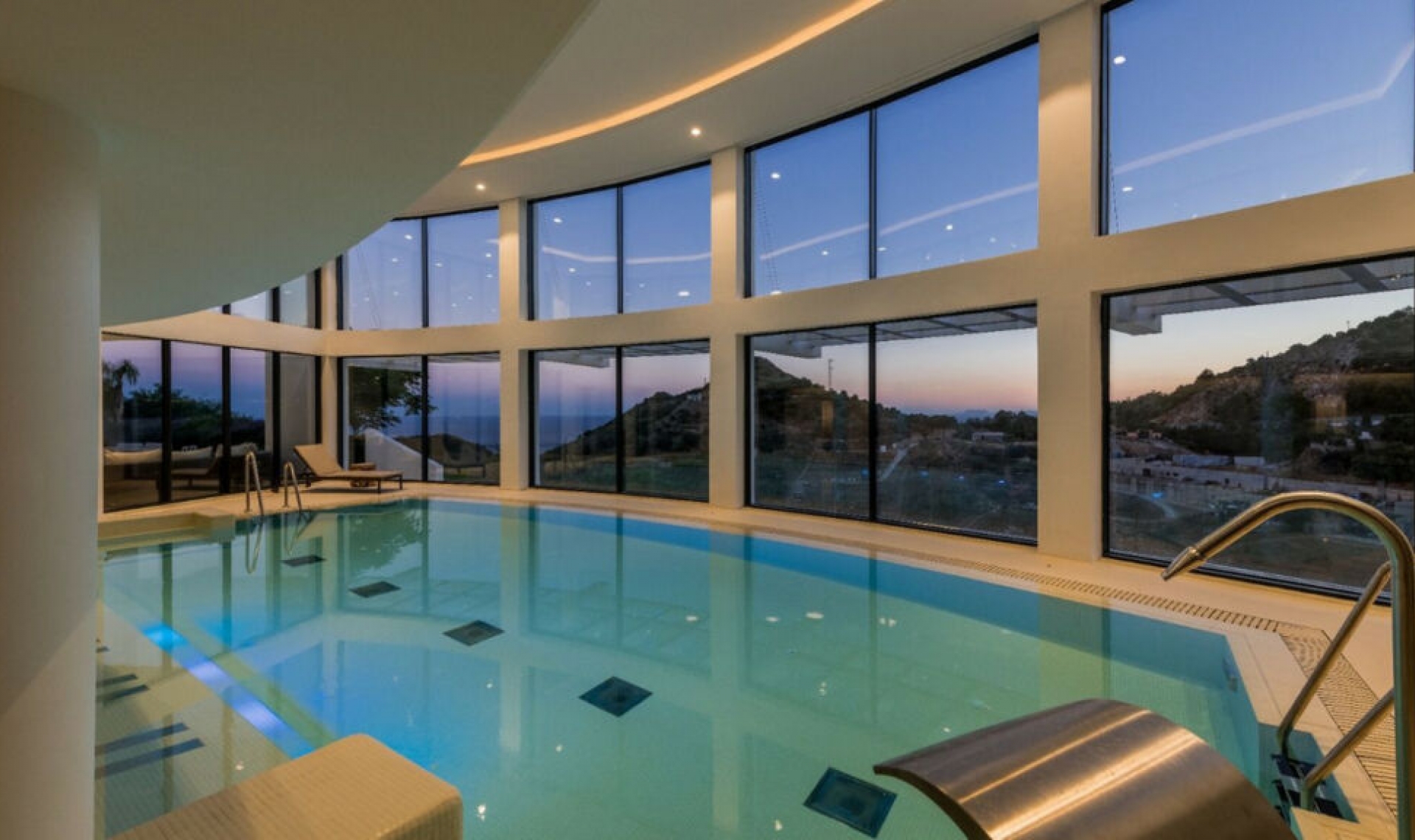 Resale - Apartment -
Marbella