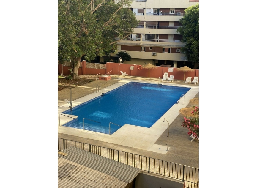 Resale - Apartment -
Marbella