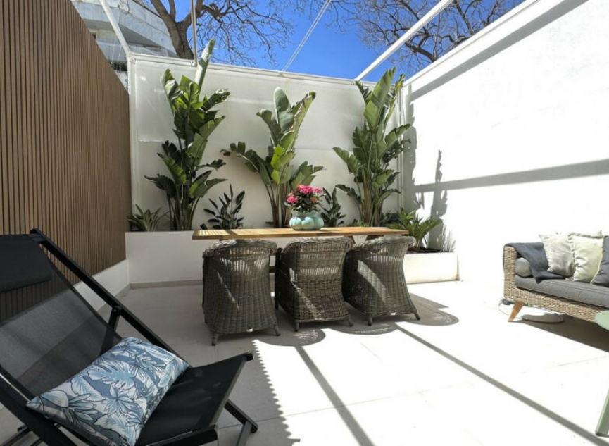 Resale - Apartment -
Marbella