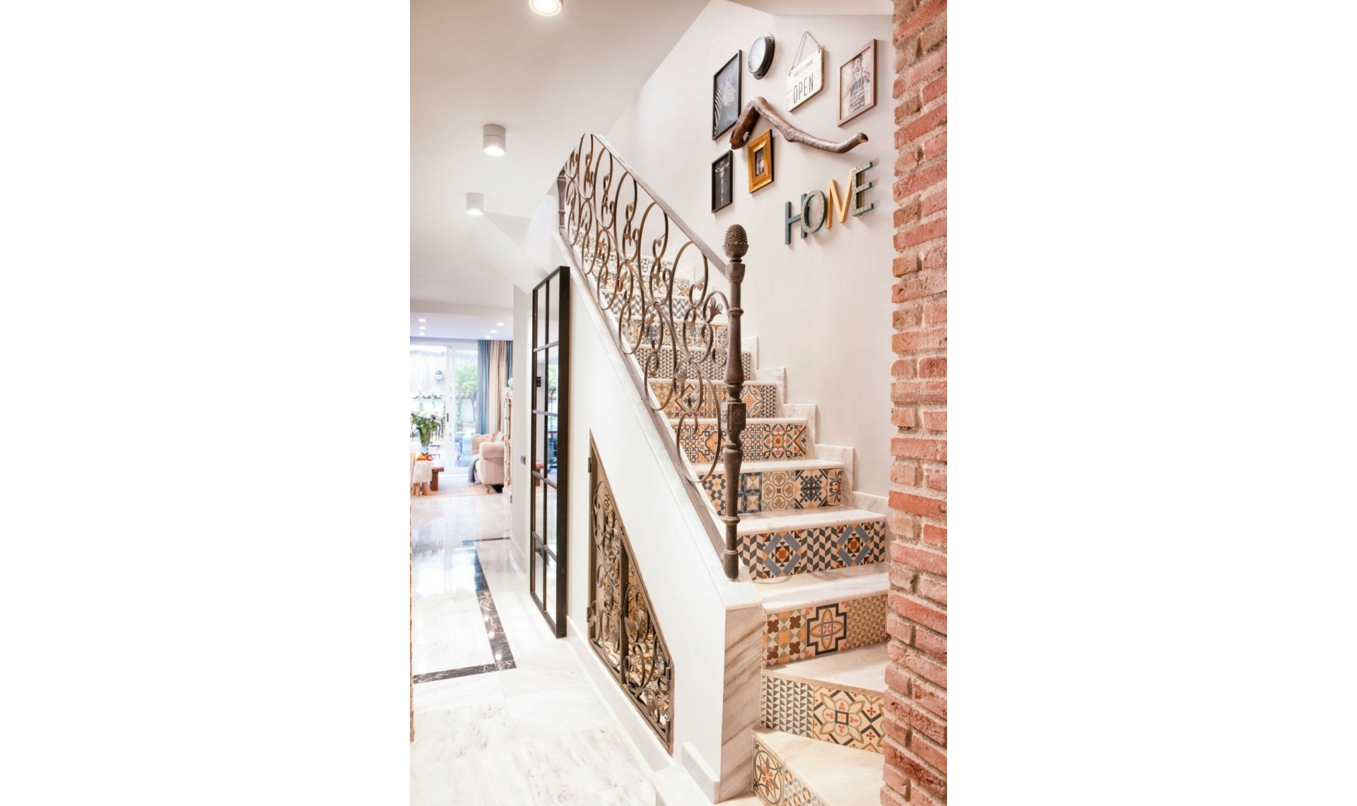 Resale - Apartment -
Marbella