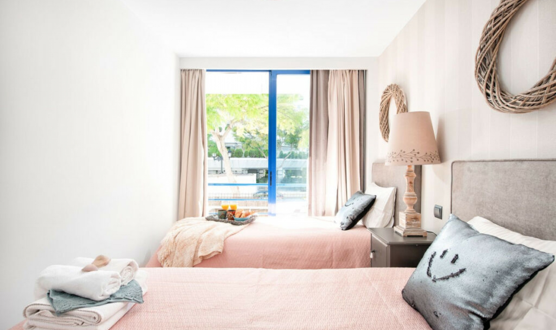 Resale - Apartment -
Marbella