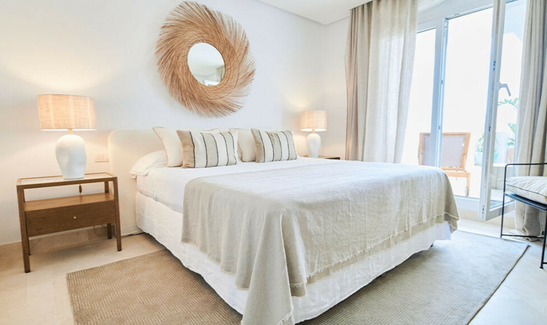 Resale - Apartment -
Marbella