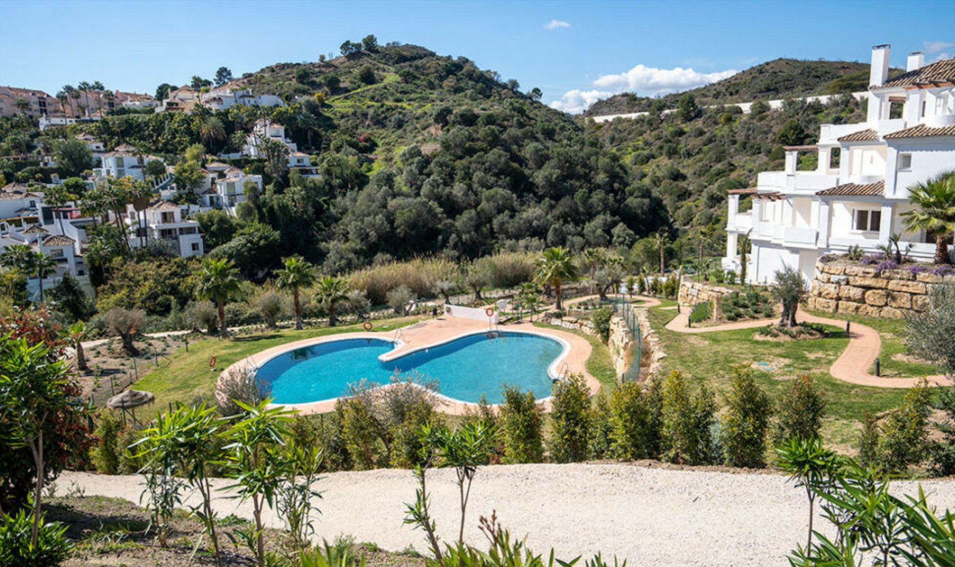 Resale - Apartment -
Marbella