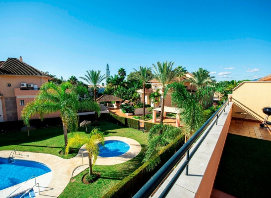 Resale - Apartment -
Marbella