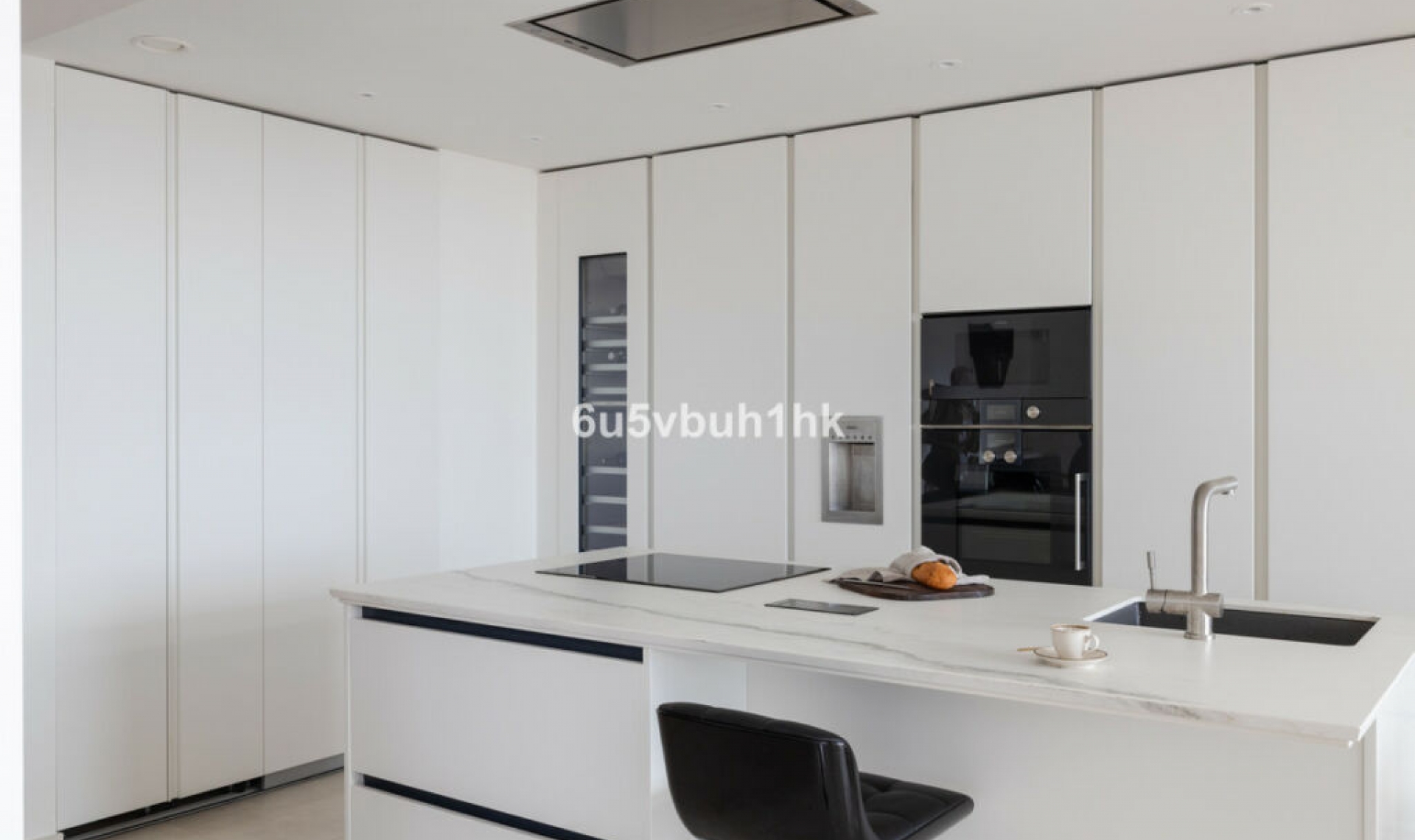 Resale - Apartment -
Marbella