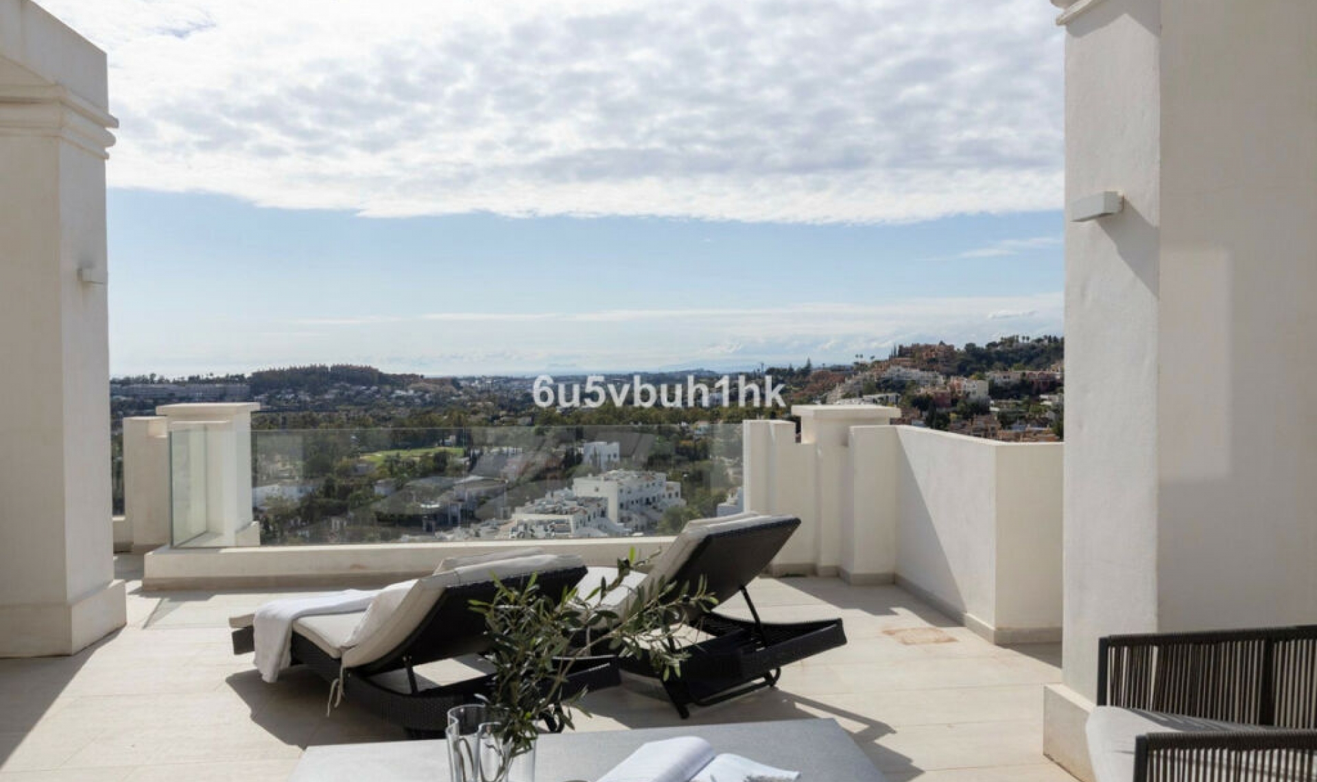 Resale - Apartment -
Marbella