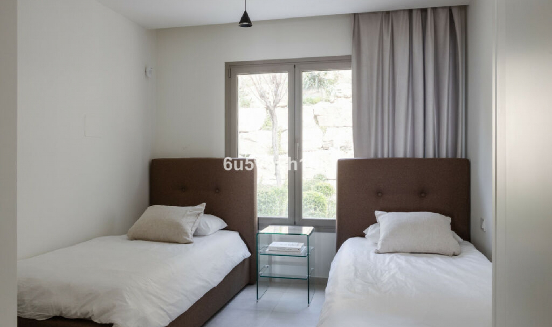 Resale - Apartment -
Marbella