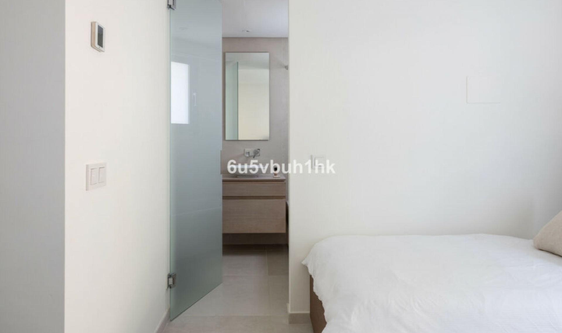 Resale - Apartment -
Marbella