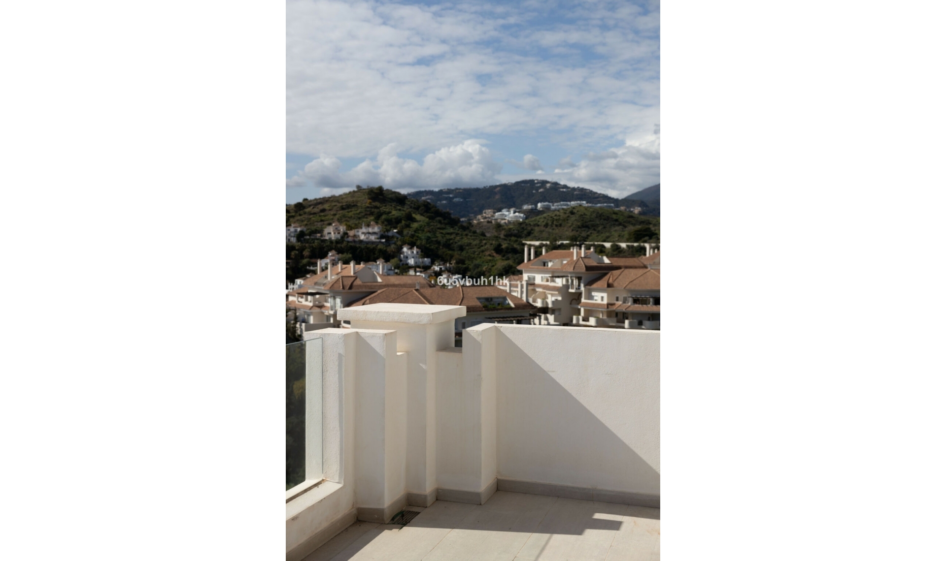 Resale - Apartment -
Marbella
