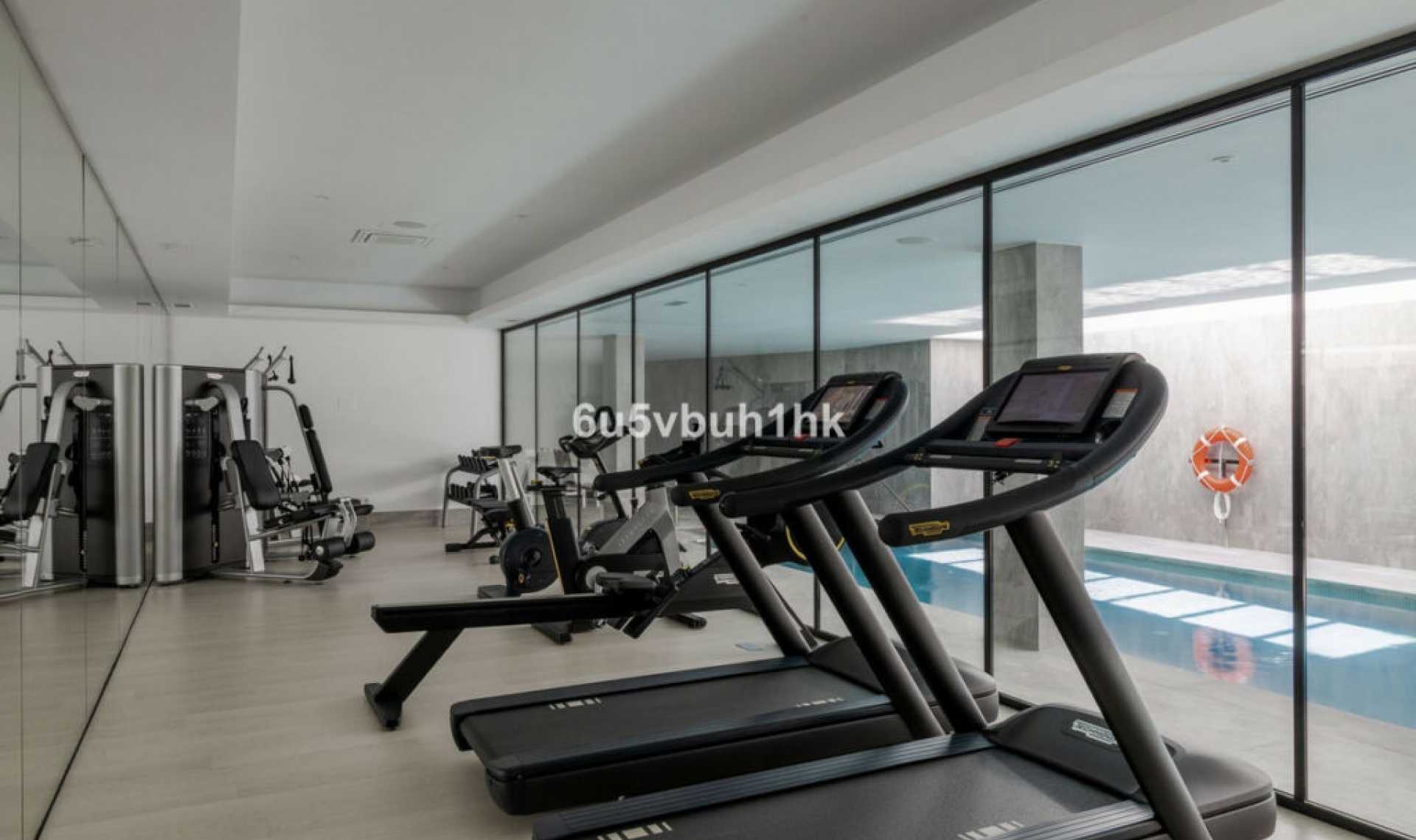 Resale - Apartment -
Marbella