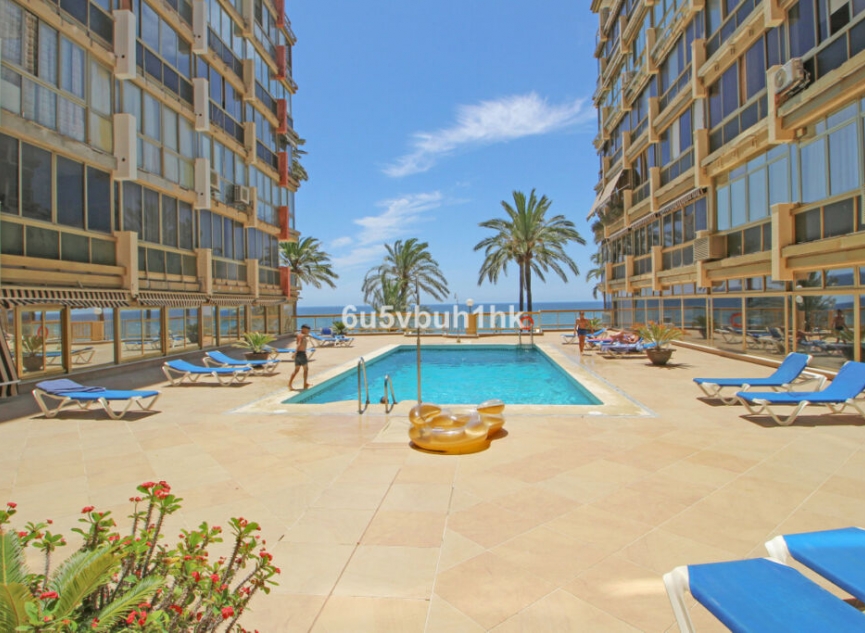 Resale - Apartment -
Marbella