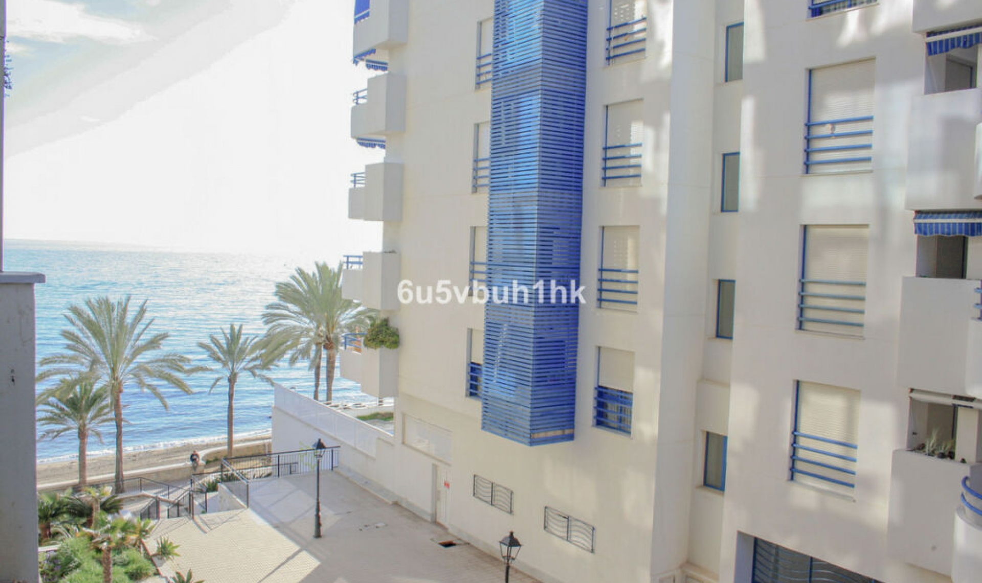 Resale - Apartment -
Marbella