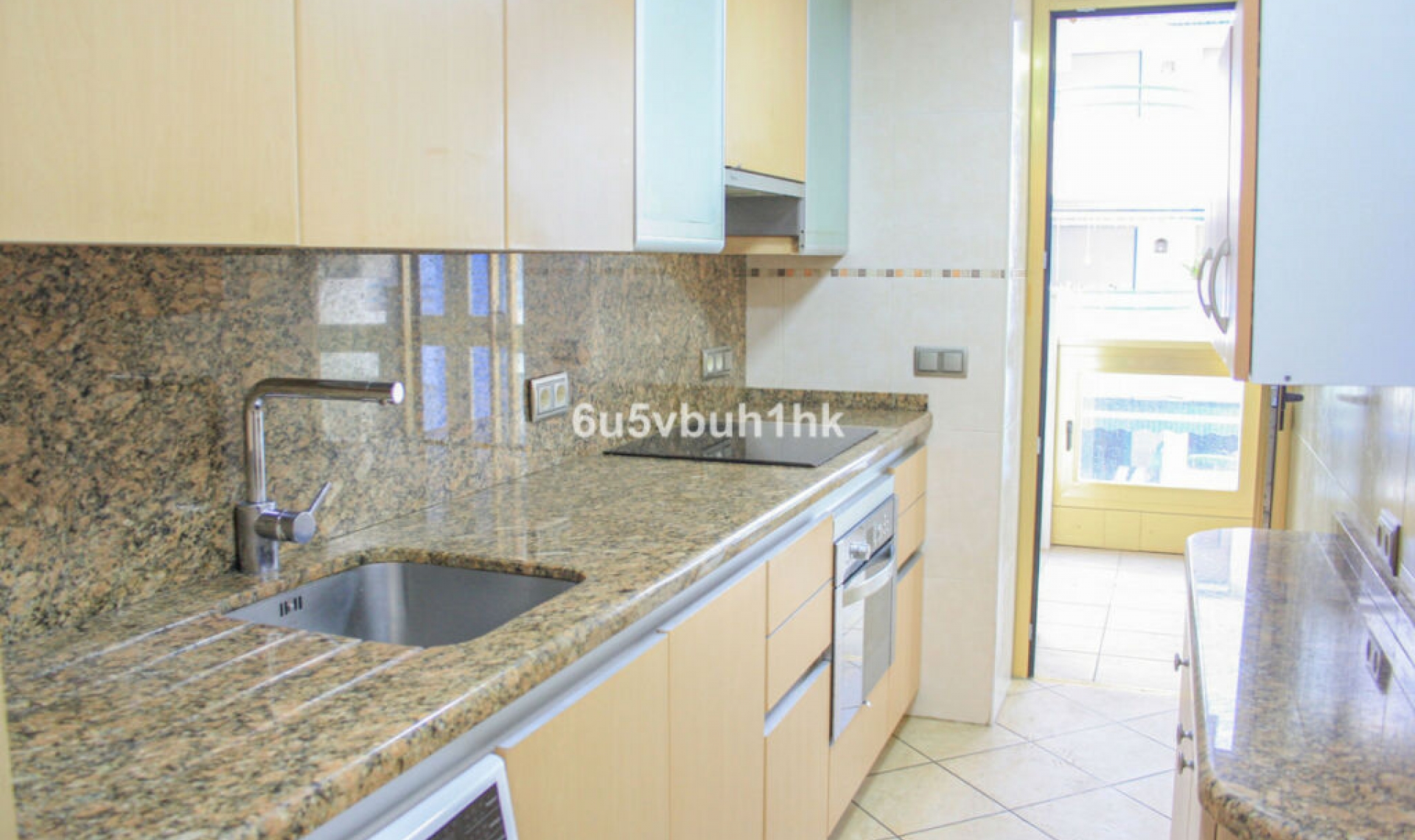 Resale - Apartment -
Marbella