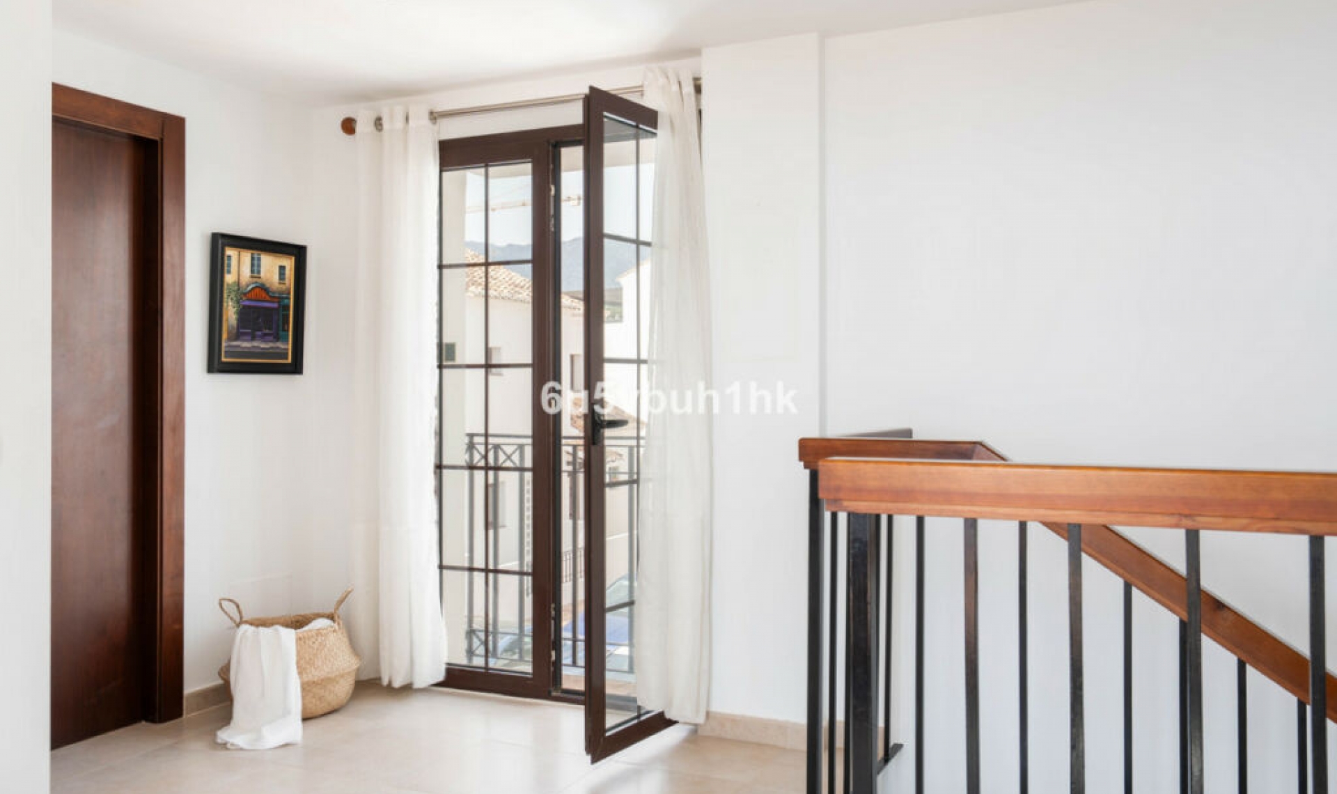 Resale - Apartment -
Marbella