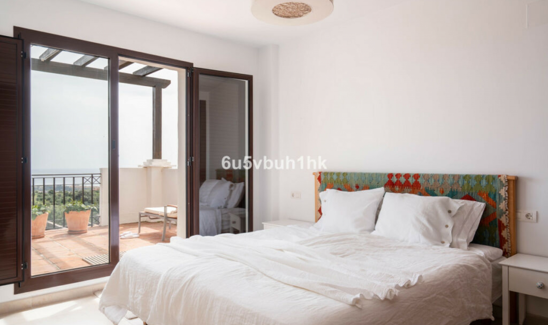 Resale - Apartment -
Marbella