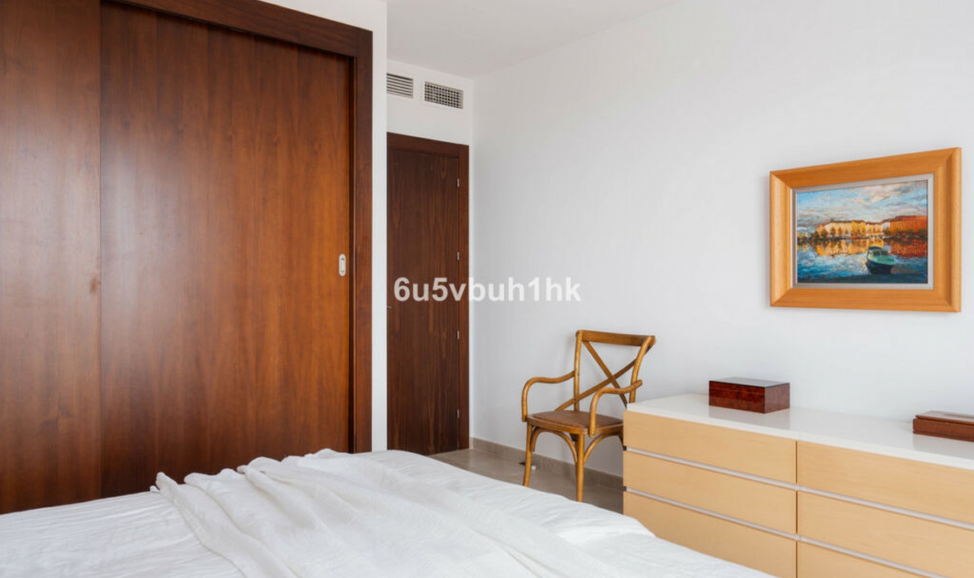 Resale - Apartment -
Marbella