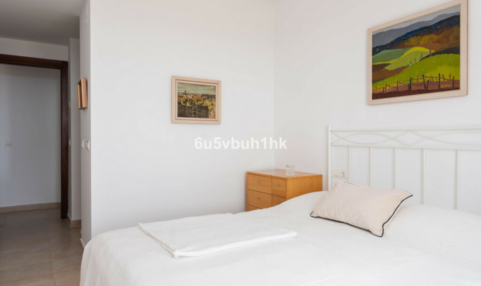 Resale - Apartment -
Marbella